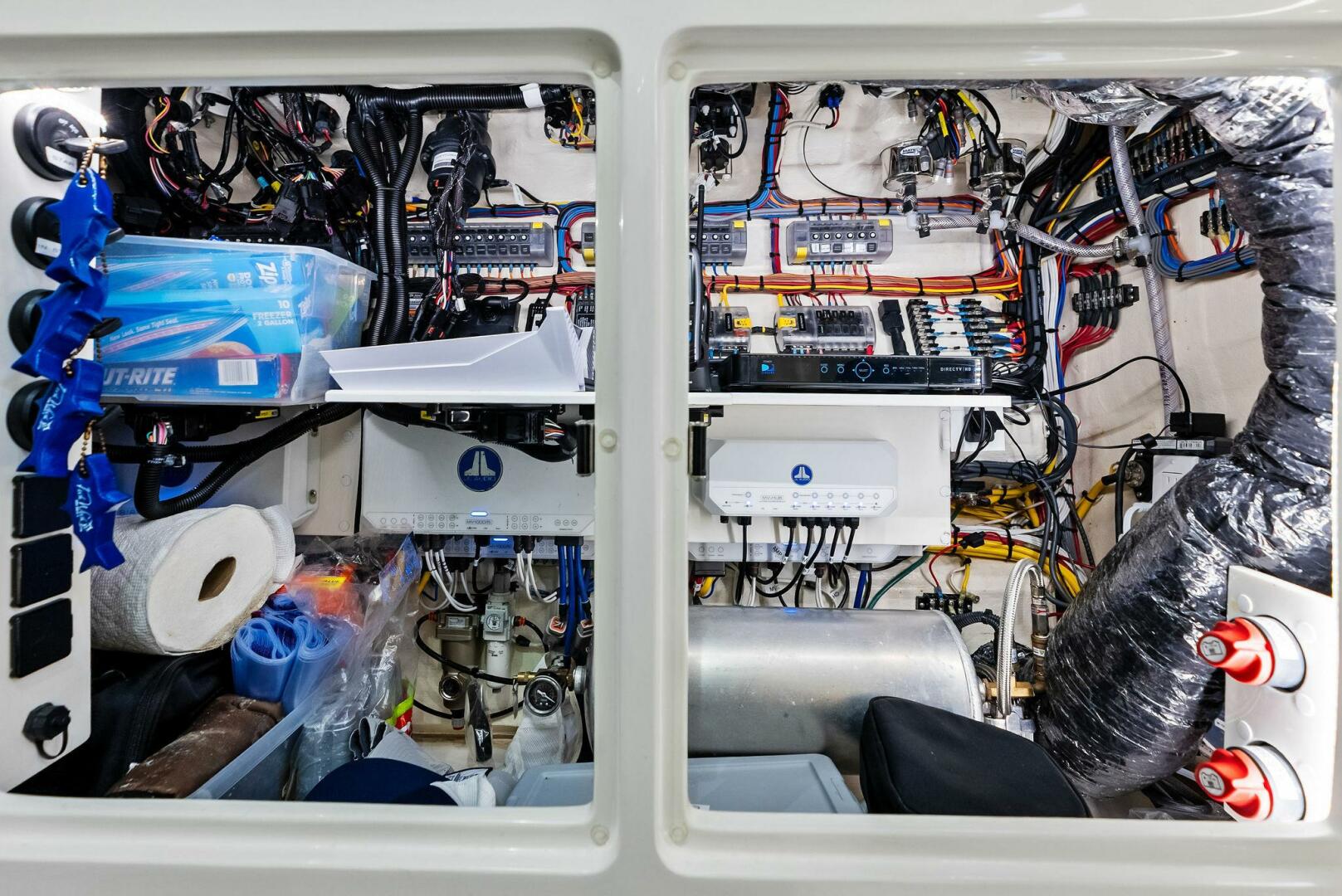 Slide: The Image of 2023 SeaVee 450Z Fish Wish - 5578227