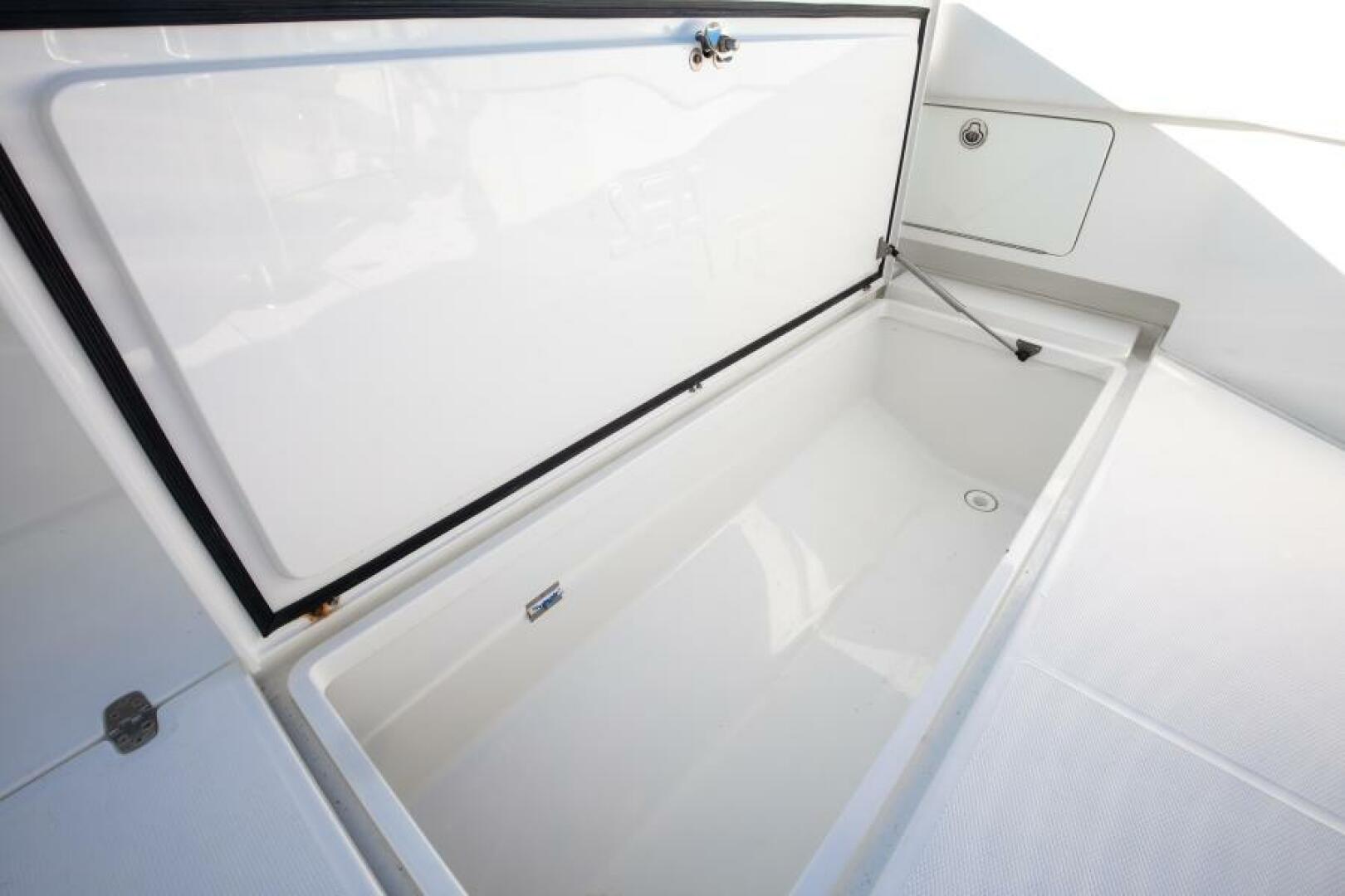 Slide: The Image of SeaVee 43 Hard Four - Exterior Cockpit 2013 SeaVee 43 Express Open Hard Four - 5258837