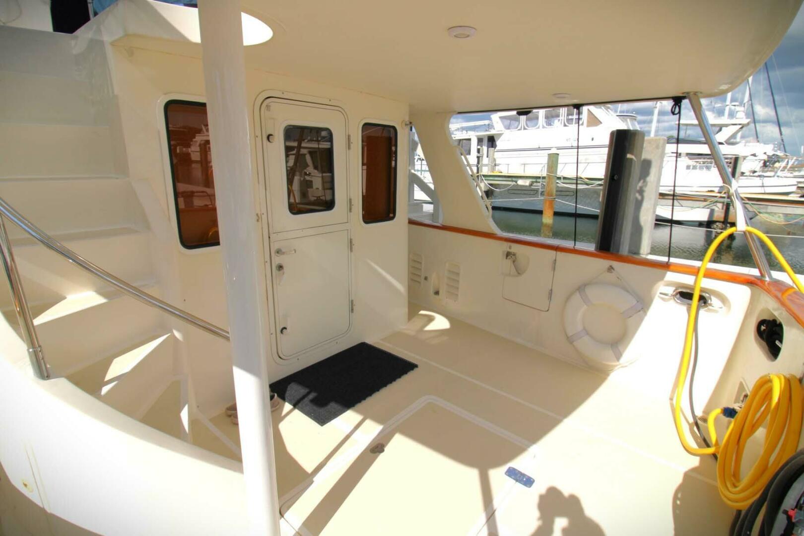 Slide: The Image of Selene 53 Pilothouse 2001 - 4628445