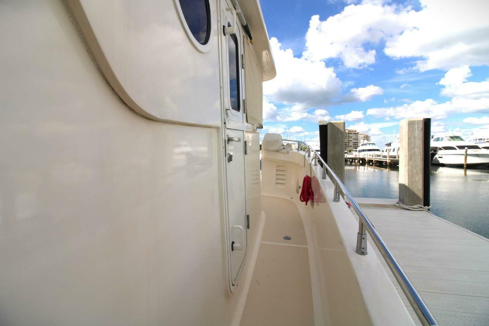 Slide: The Image of Selene 53 Pilothouse 2001 - 4628446