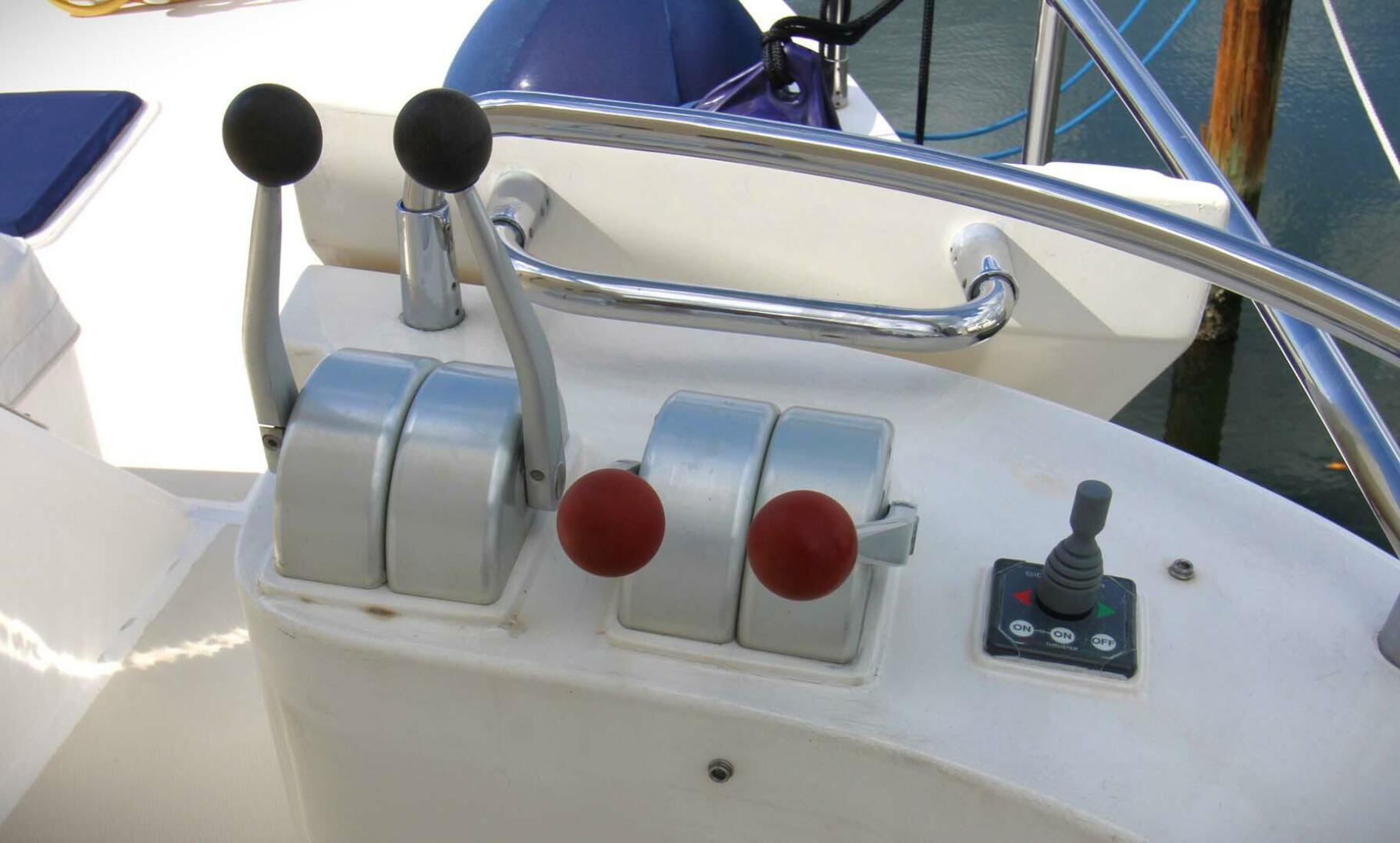 Slide: The Image of Selene 53 Pilothouse 2001 - 4628447