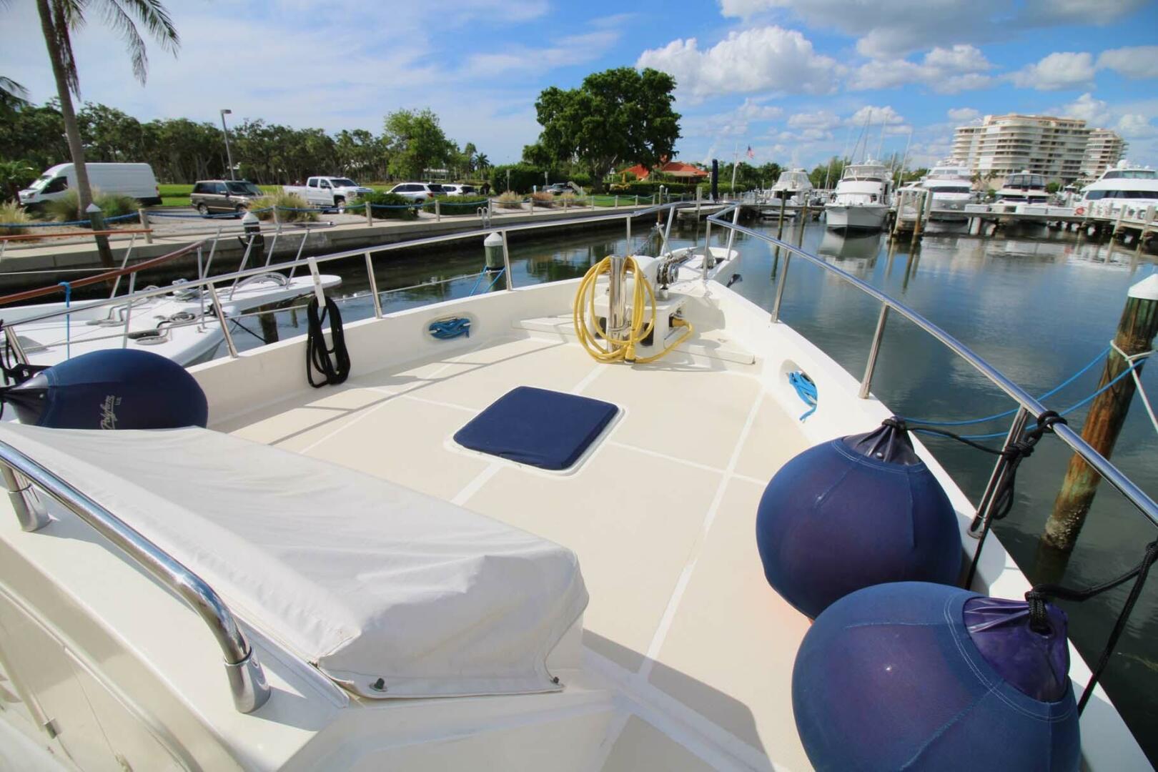 Slide: The Image of Selene 53 Pilothouse 2001 - 4628448