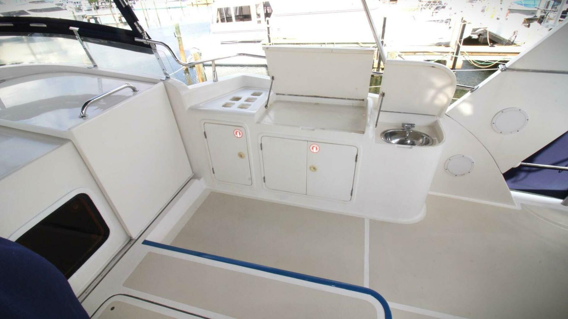 Slide: The Image of Selene 53 Pilothouse 2001 - 4628454