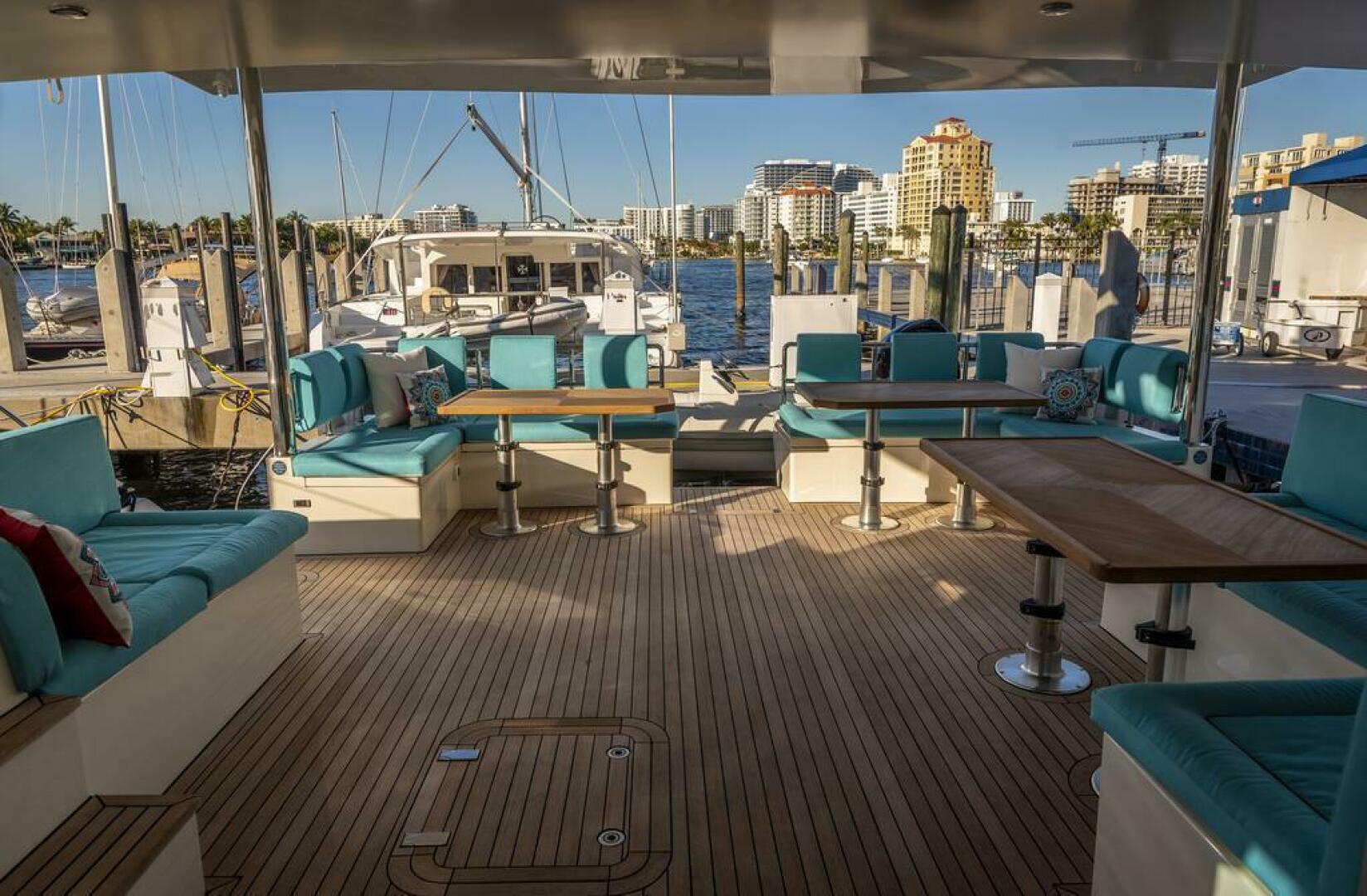 Slide: The Image of Serenity 64 Electric Hybrid 2019 - 4355153