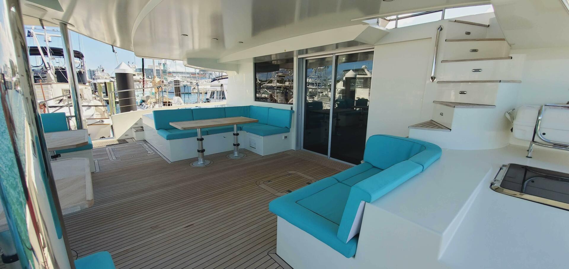 Slide: The Image of Serenity 64 Electric Hybrid 2019 - 4355154