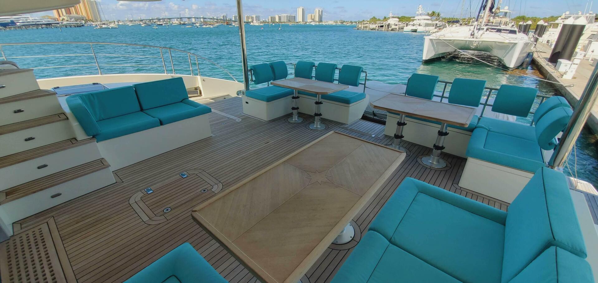 Slide: The Image of Serenity 64 Electric Hybrid 2019 - 4355156