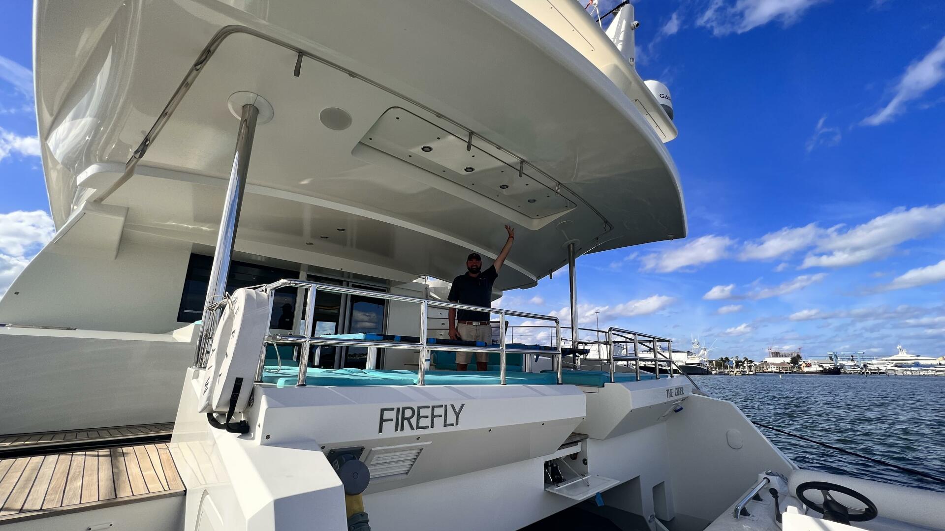 Slide: The Image of Serenity 64 Electric Hybrid 2019 - 4355158