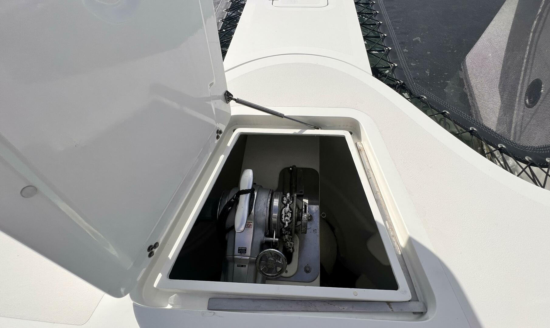 Slide: The Image of Serenity 64 Electric Hybrid 2019 - 4355177