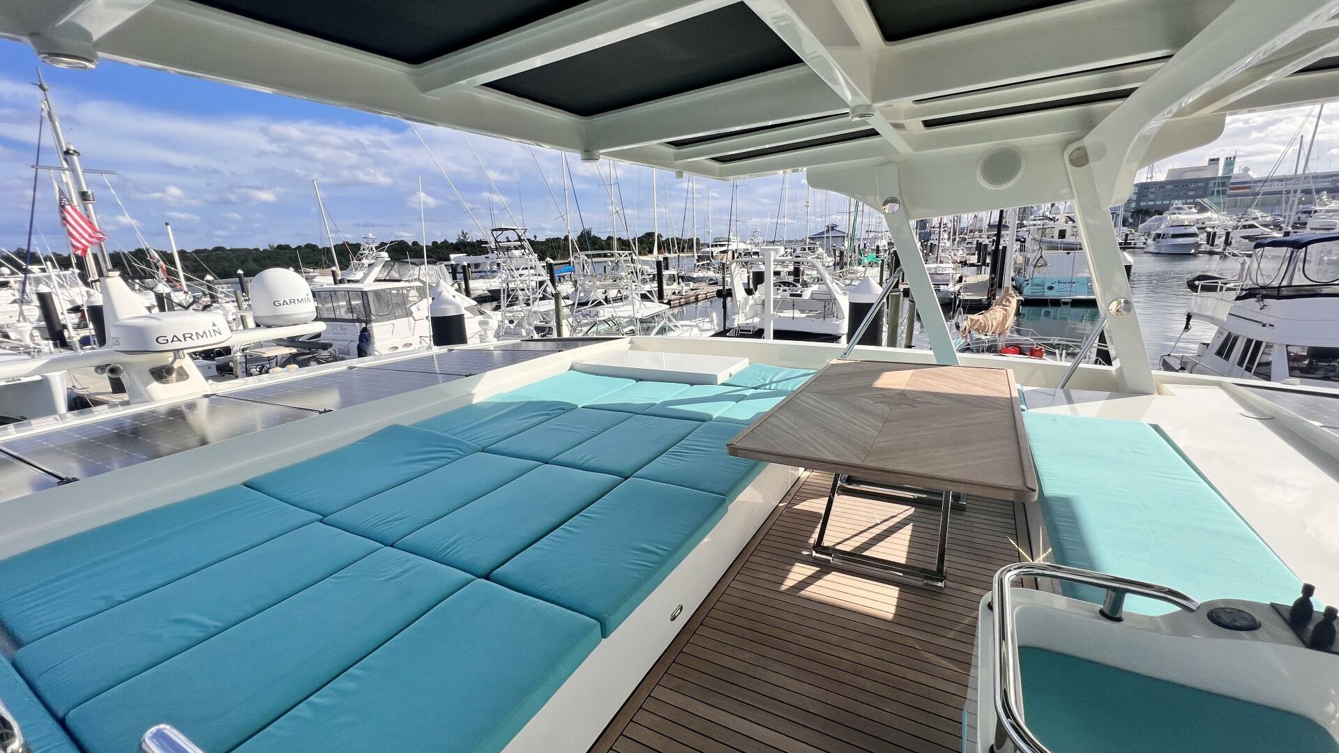 Slide: The Image of Serenity 64 Electric Hybrid 2019 - 4355188