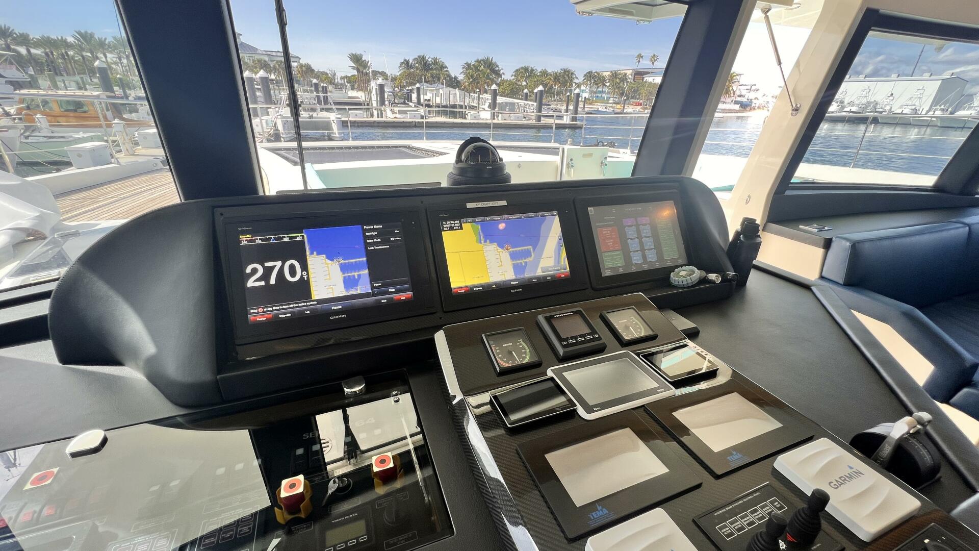 Slide: The Image of Serenity 64 Electric Hybrid 2019 - 4355249