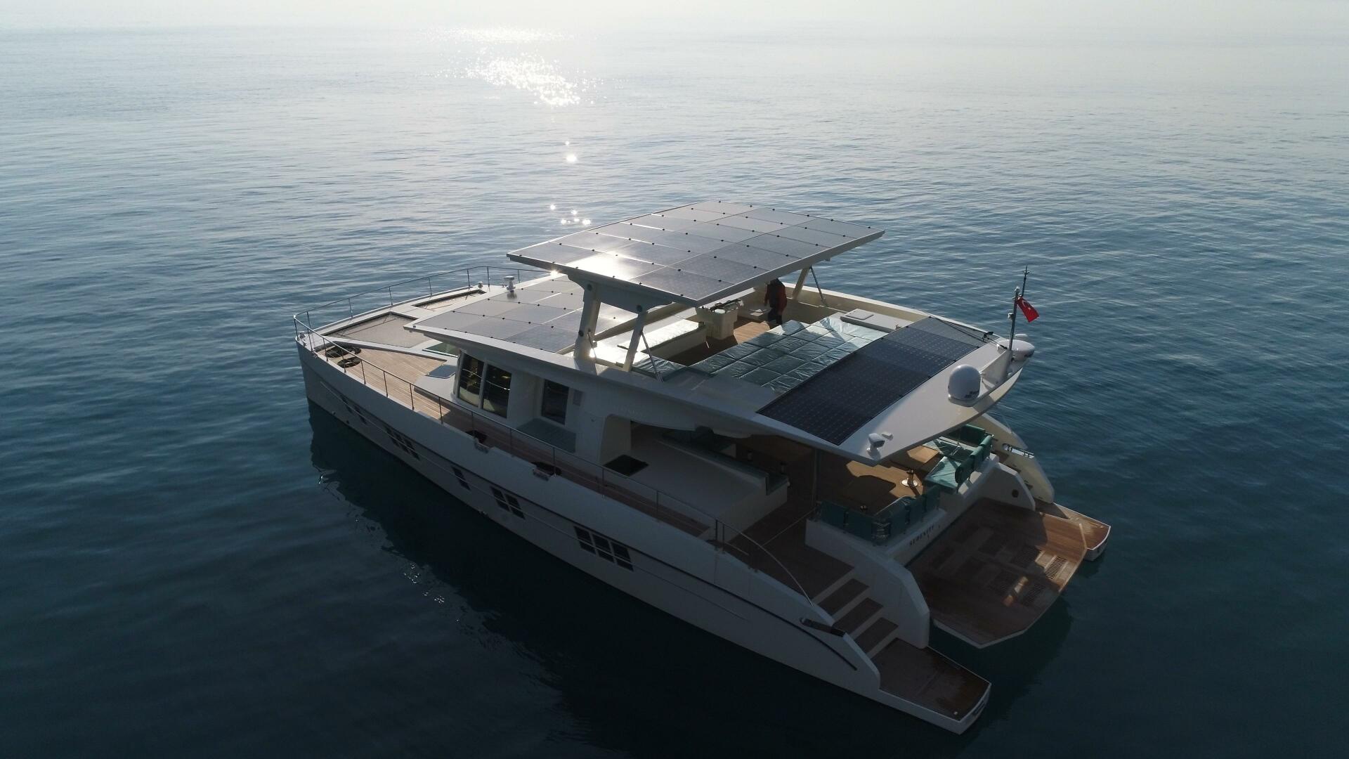 Slide: The Image of Serenity 64 Electric Hybrid 2019 - 4355144