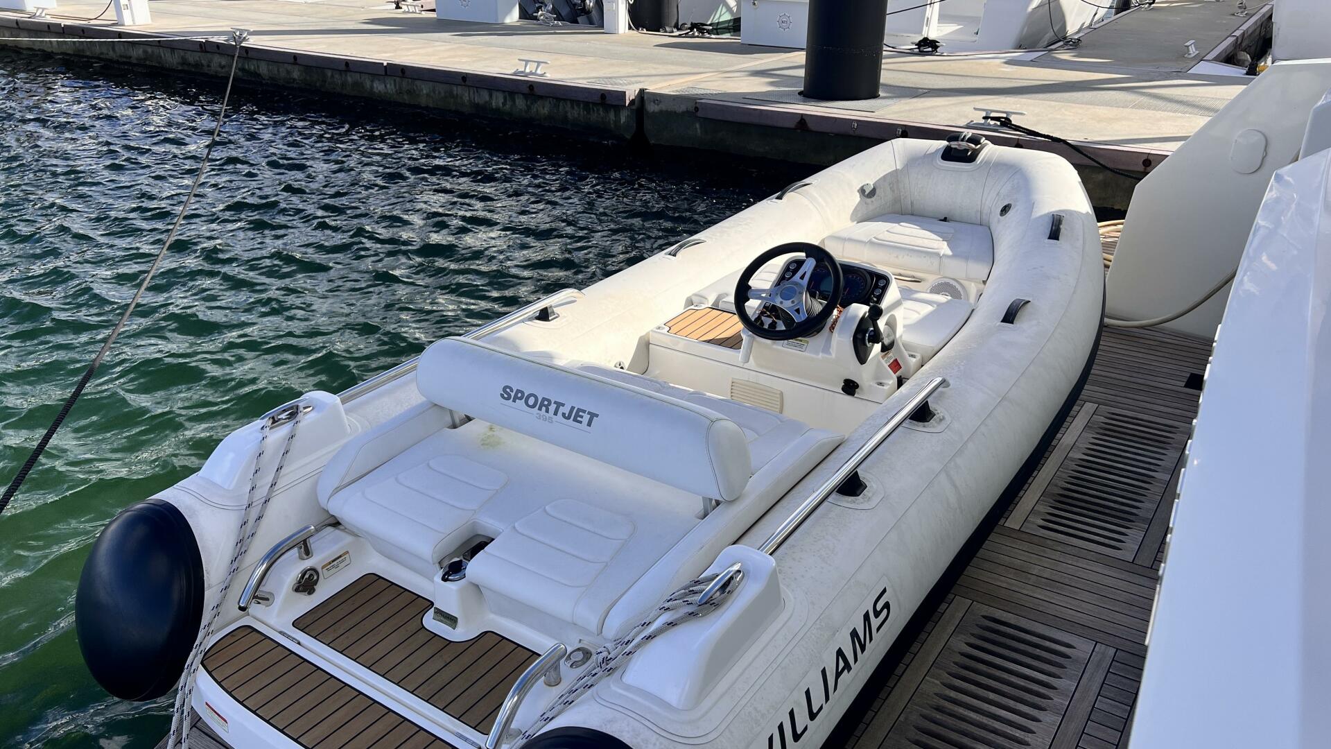 Slide: The Image of Serenity 64 Electric Hybrid 2019 - 4355289