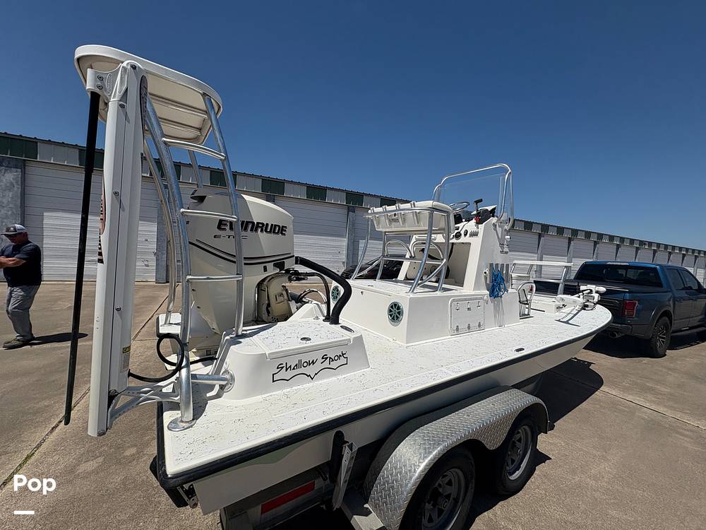 Slide: The Image of Raised Center Console - 15332617