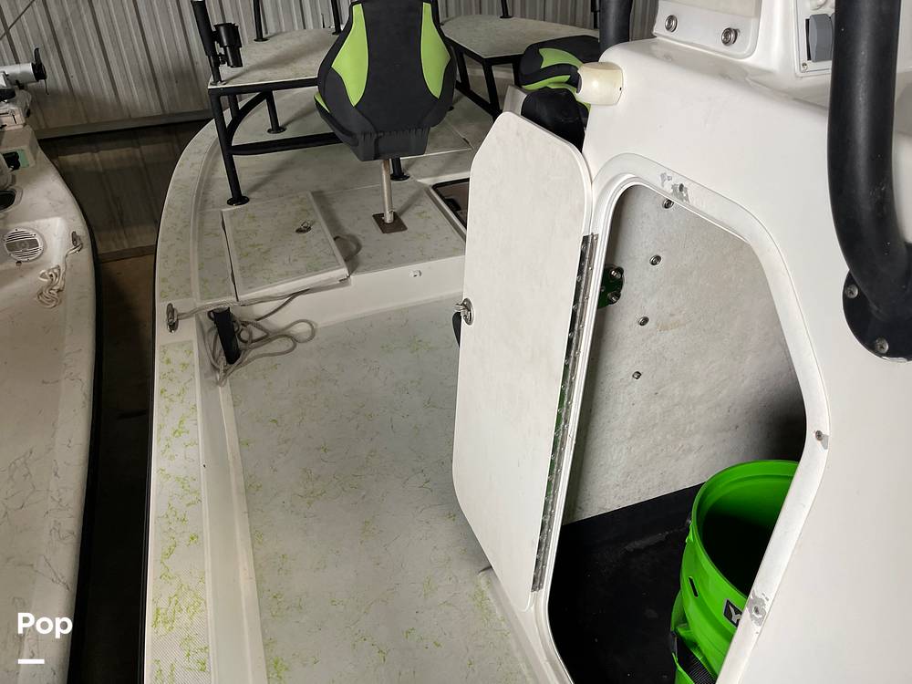 Slide: The Image of Raised Center Console - 14818891