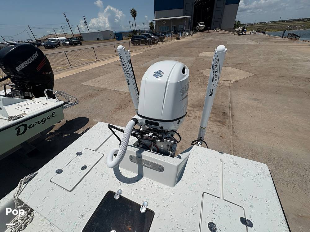 Slide: The Image of Engine With Twin Power Poles - 15741148