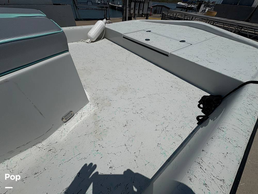 Slide: The Image of Non-skid Deck - 15741167