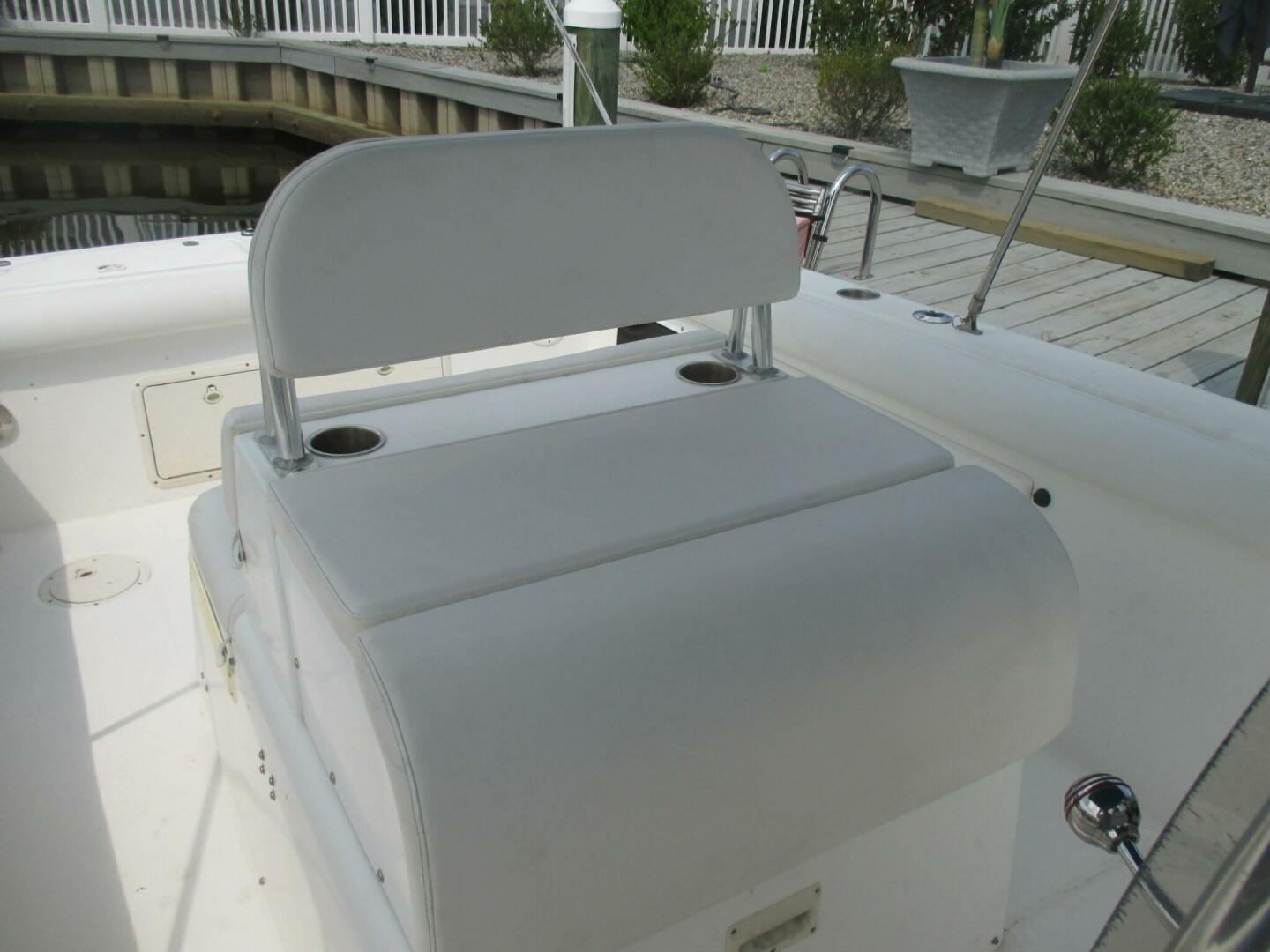 Slide: The Image of Leaning Post/Helm Seat - 4536702