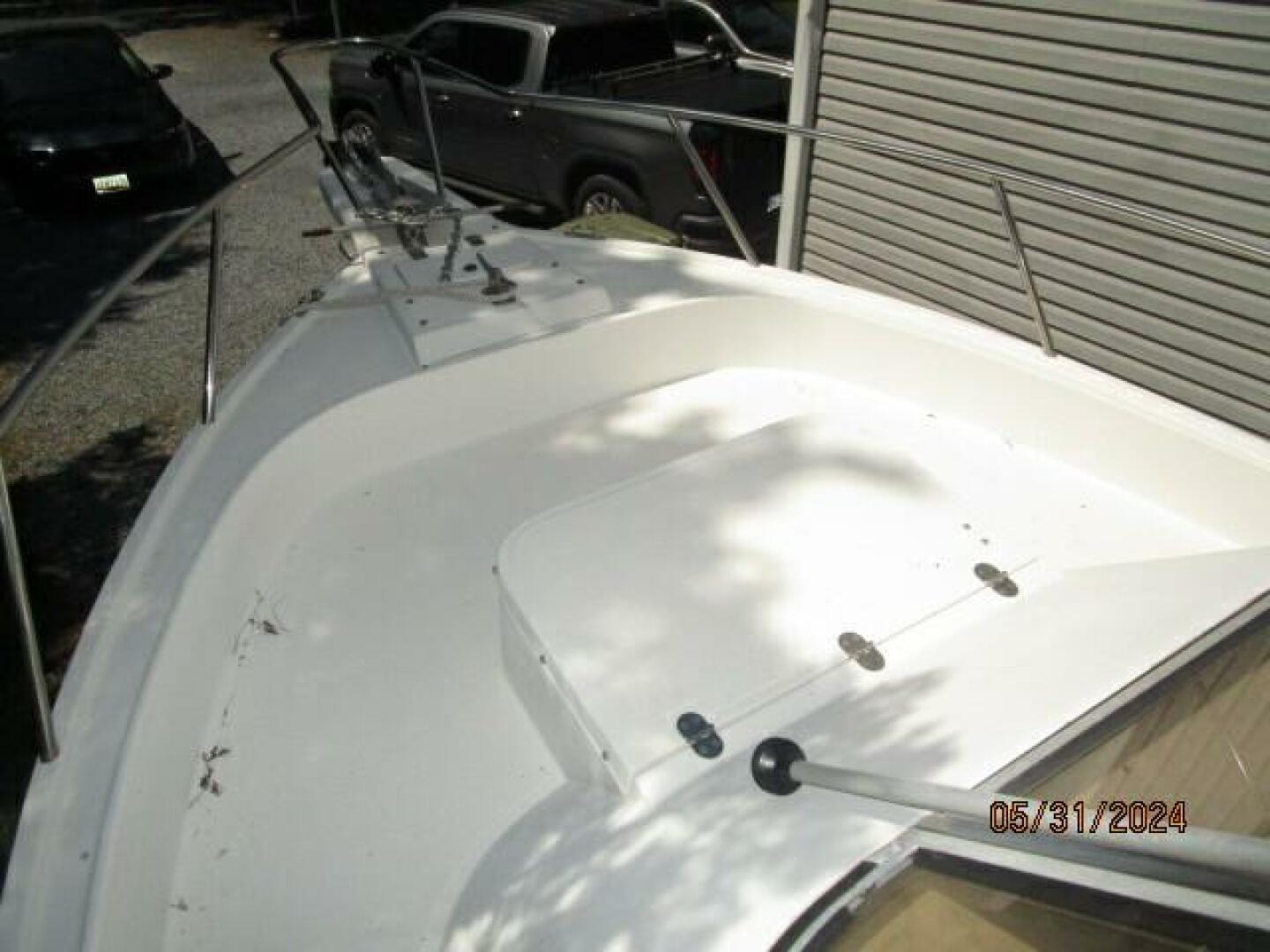 Slide: The Image of 22' Shamrock foredeck - 4470701