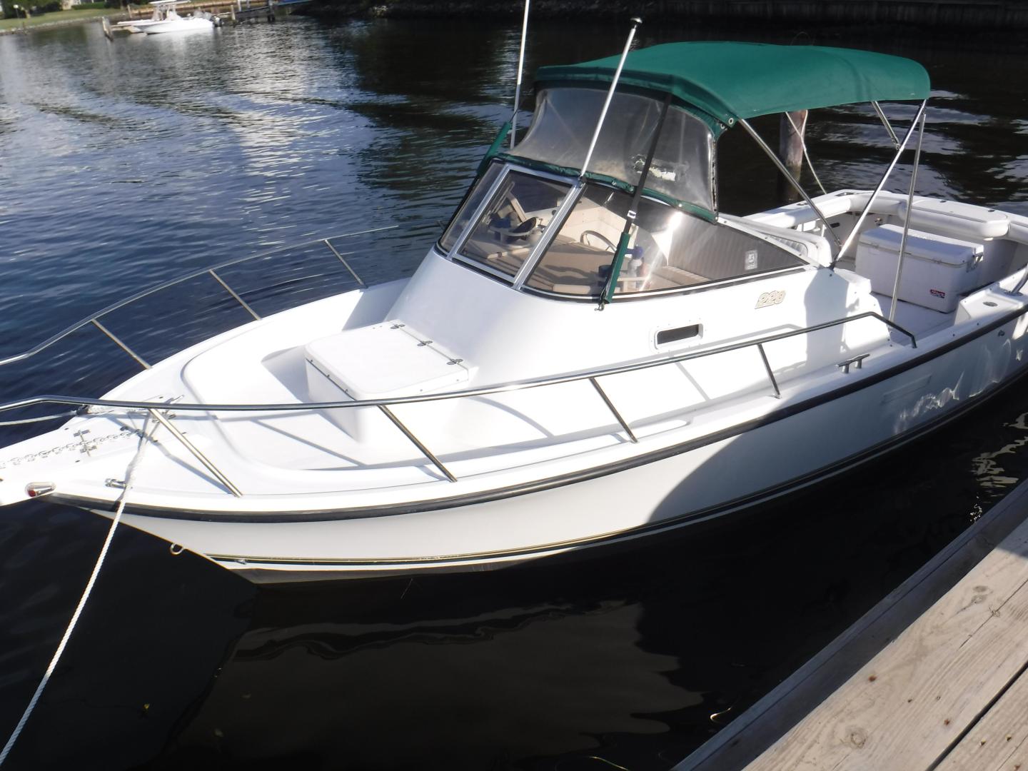 Slide: The Image of 22' Shamrock port forward profile2 - 3427352