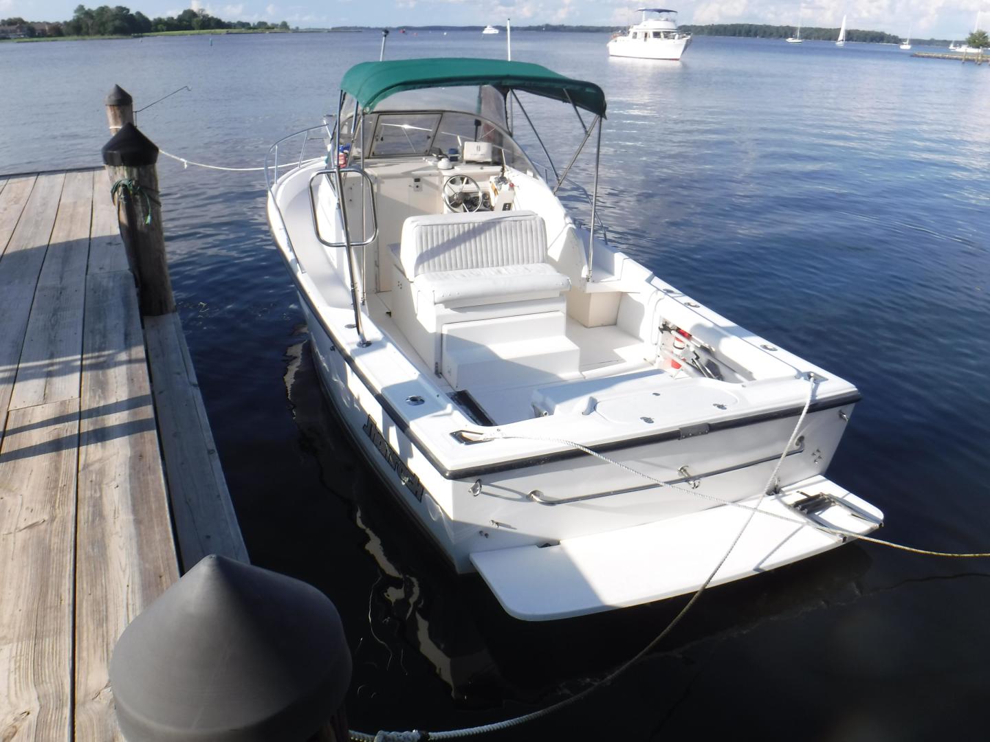 Slide: The Image of 22' Shamrock port aft profile1 - 3427353