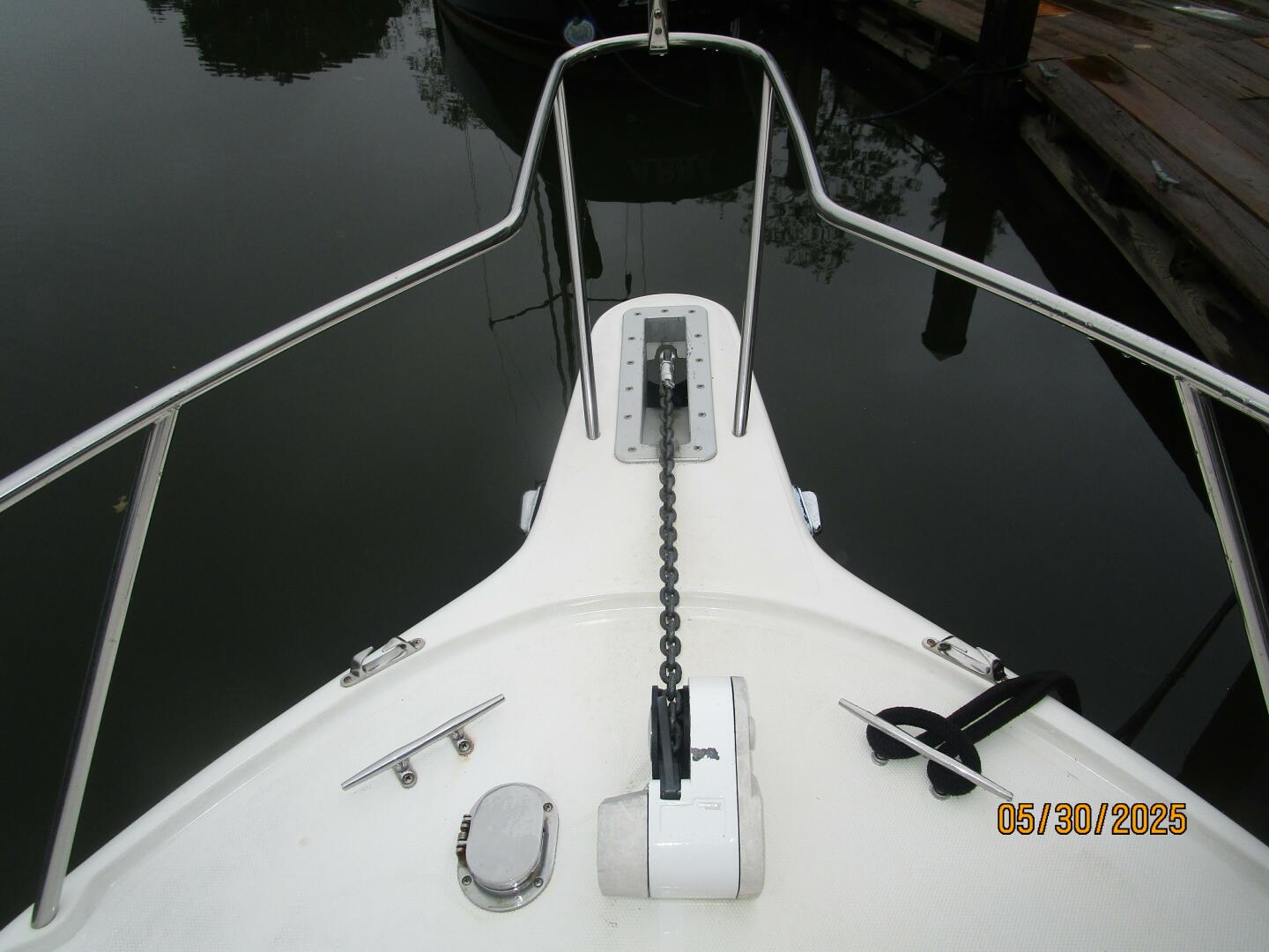 Slide: The Image of 26' Shamrock anchor windlass - 5373177