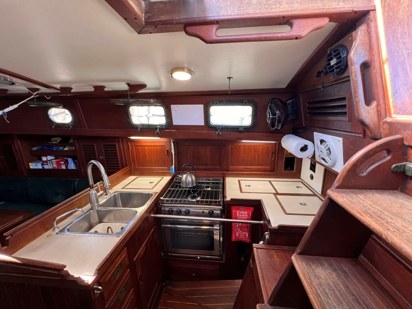 Slide: The Image of Shannon 38 Ketch 1981 - 5201381