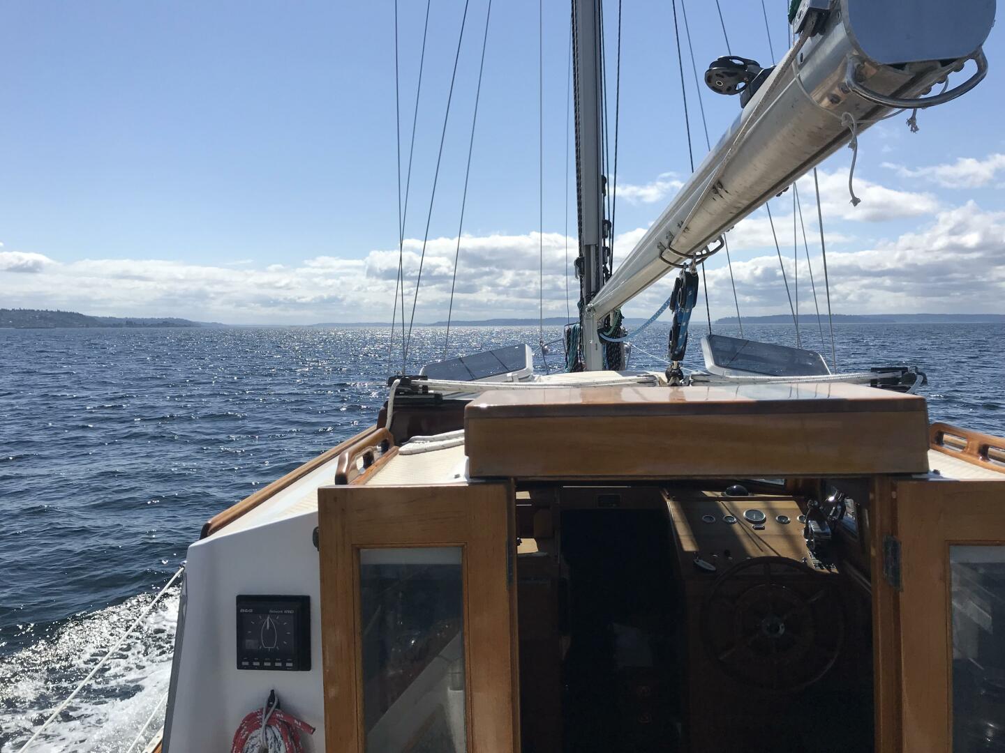 Slide: The Image of Looking Forward. - 5179367