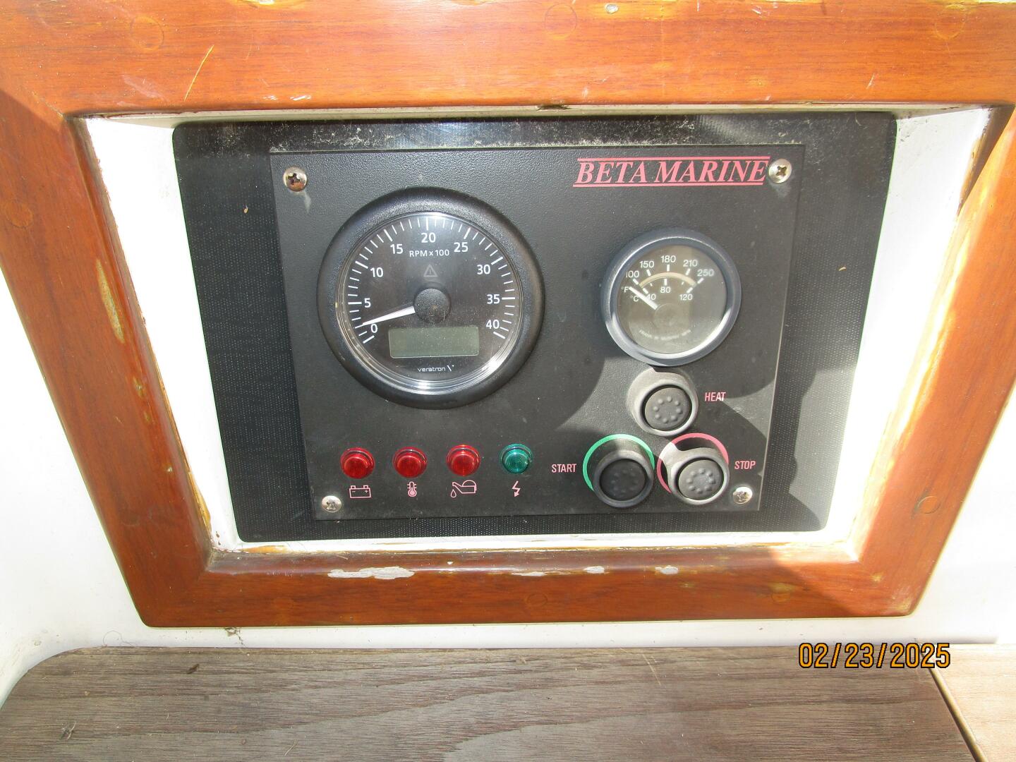 Slide: The Image of 28' Shannon cockpit auxiliary panel - 5074488