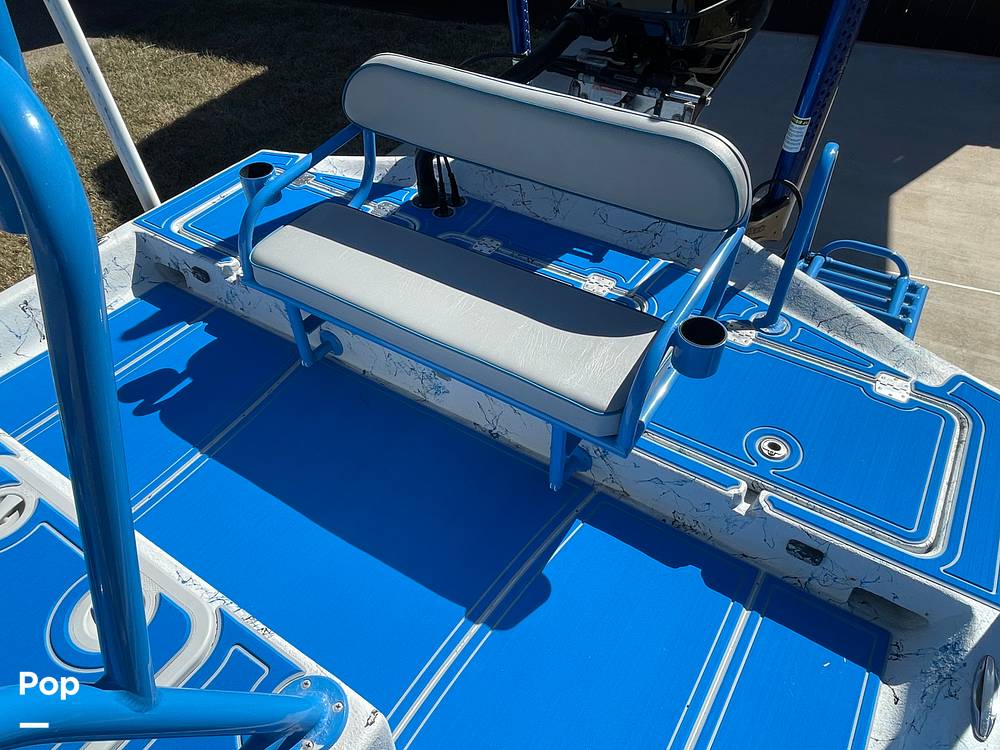 Slide: The Image of Flip Down Passenger Seat - 15096167