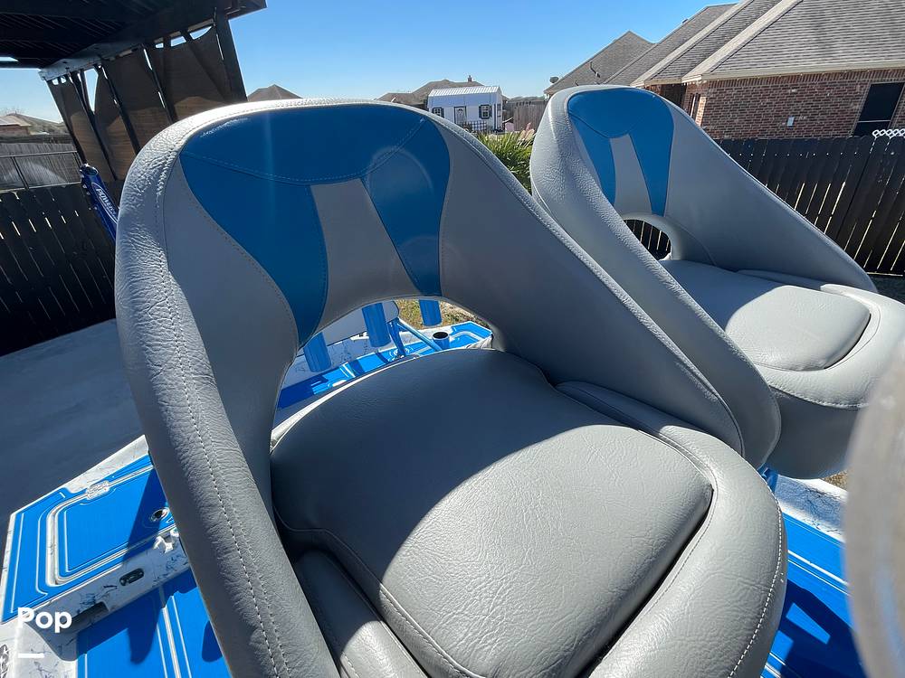 Slide: The Image of Captains Seats - 15095939