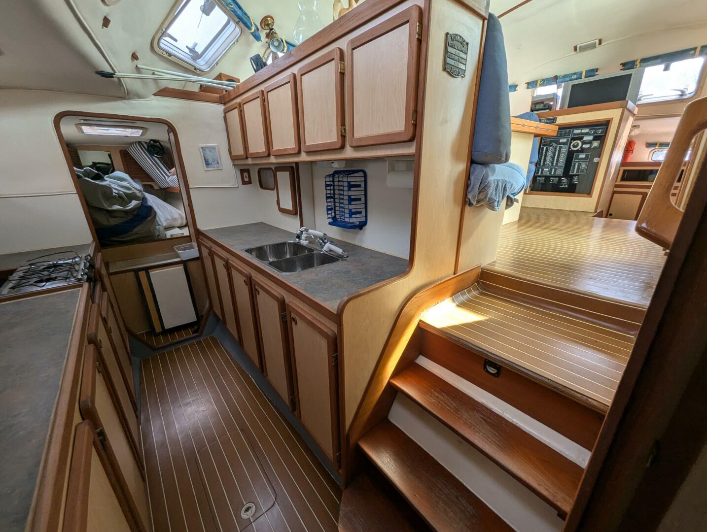 Slide: The Image of Shuttleworth Ocean Cheetah 37 Custom 1998 - 4522745