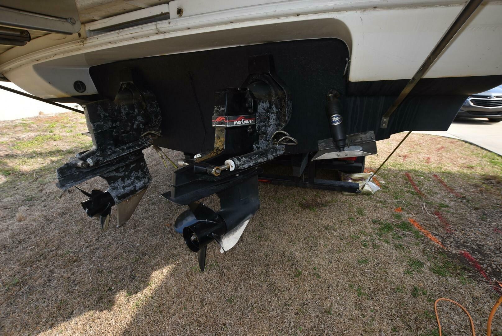 Slide: The Image of Silverton 310 Express 1996 - 5311870