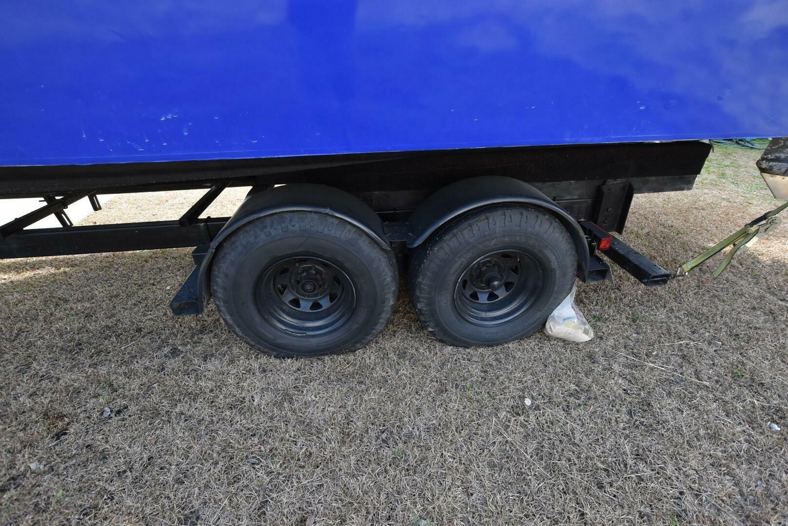 Slide: The Image of Silverton 310 Express 1996 - 5311875