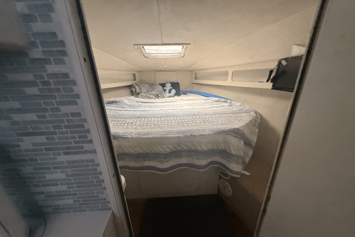 Slide: The Image of Silverton 31 C 1993 - 25