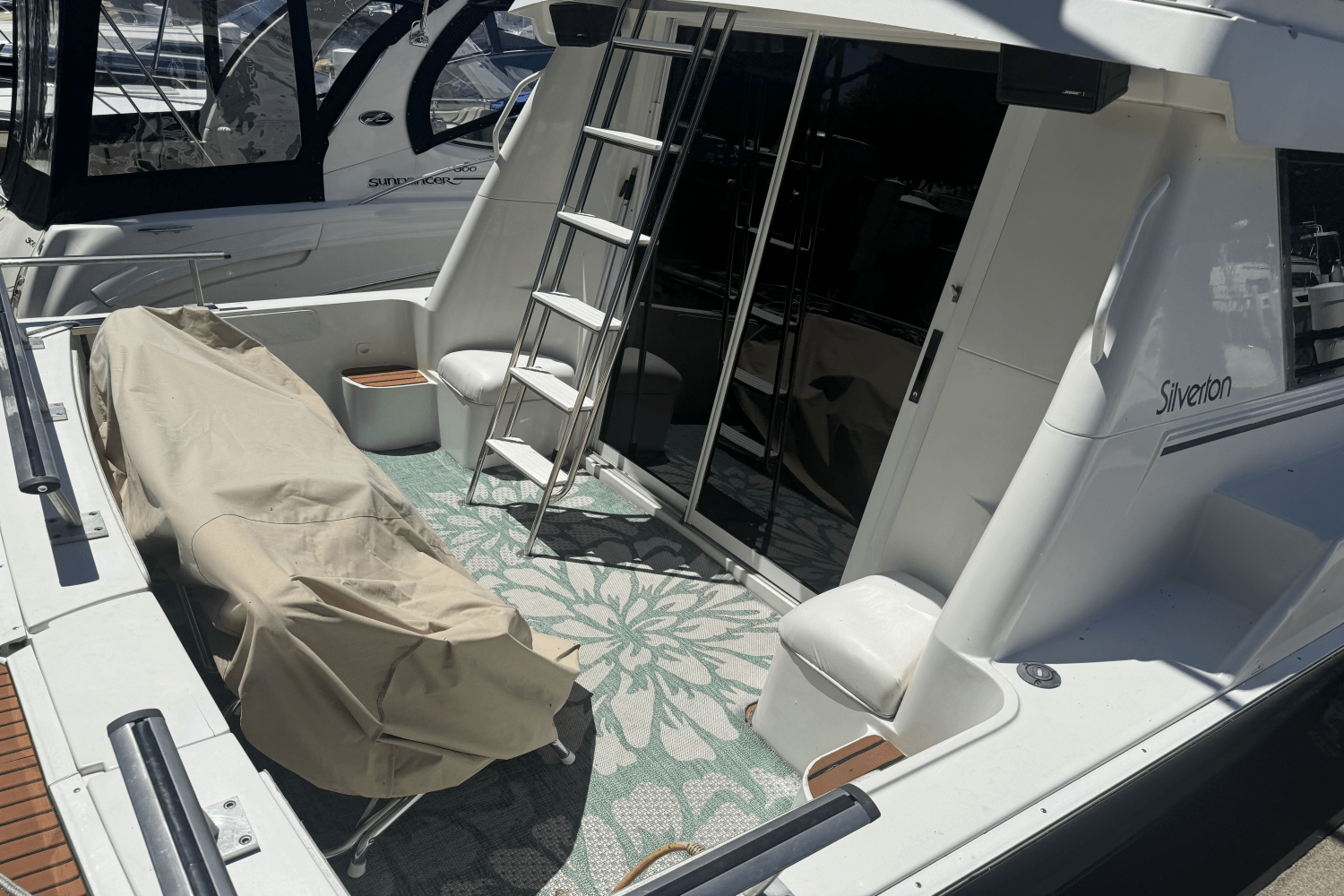 Slide: The Image of Silverton 31 C 1993 - 6