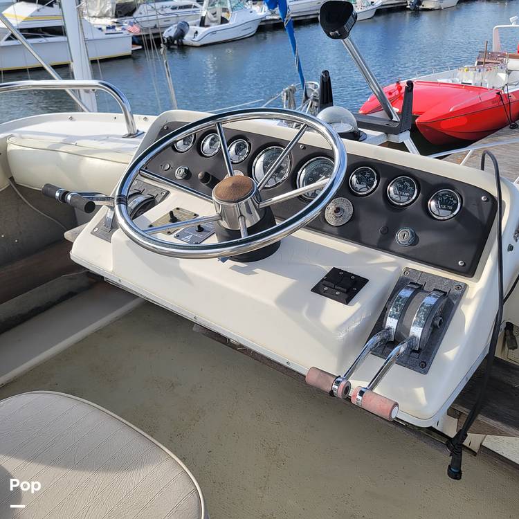 Slide: The Image of Silverton 31' Sportfish/Convertible 1981 - 12112559