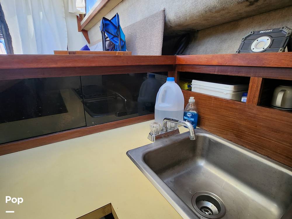 Slide: The Image of Silverton 31' Sportfish/Convertible 1981 - 12300333