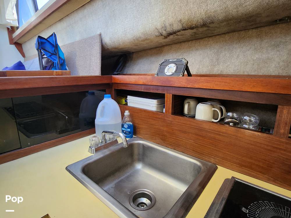 Slide: The Image of Silverton 31' Sportfish/Convertible 1981 - 12300334