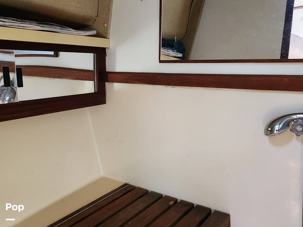 Slide: The Image of Silverton 31' Sportfish/Convertible 1981 - 12300051