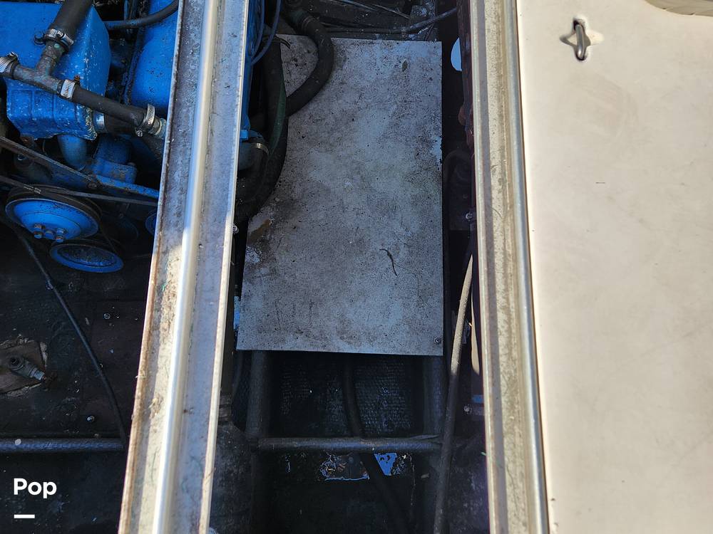 Slide: The Image of Silverton 31' Sportfish/Convertible 1981 - 12300016