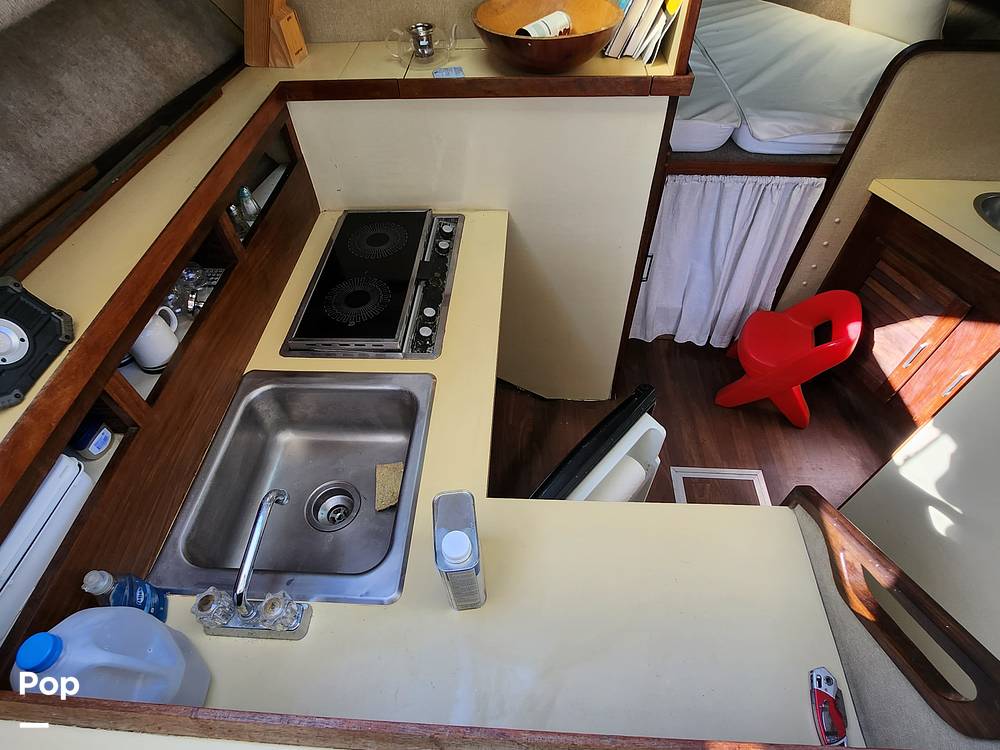 Slide: The Image of Silverton 31' Sportfish/Convertible 1981 - 12300338