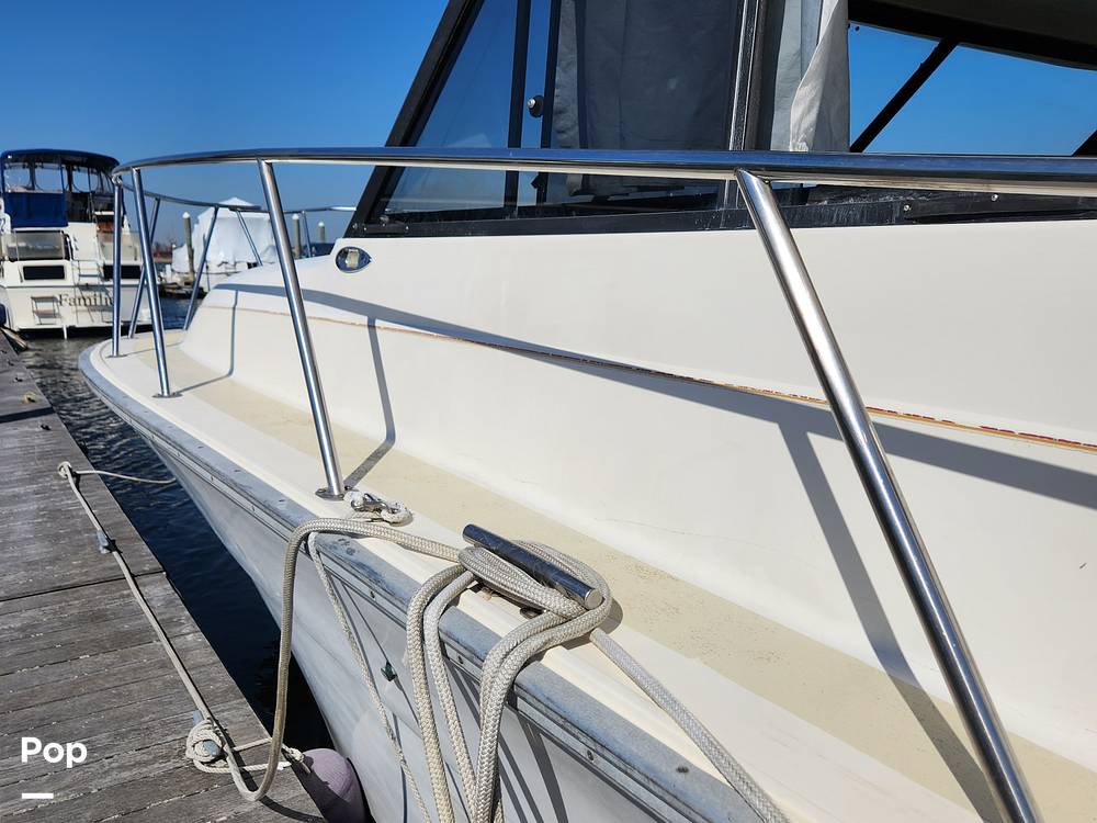 Slide: The Image of Silverton 31' Sportfish/Convertible 1981 - 12300422
