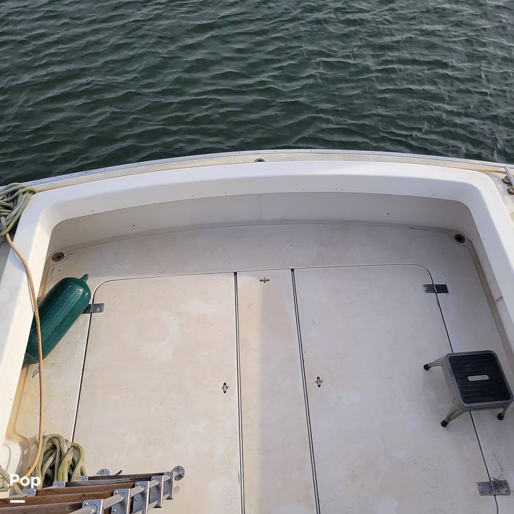 Slide: The Image of Silverton 31' Sportfish/Convertible 1981 - 12112562