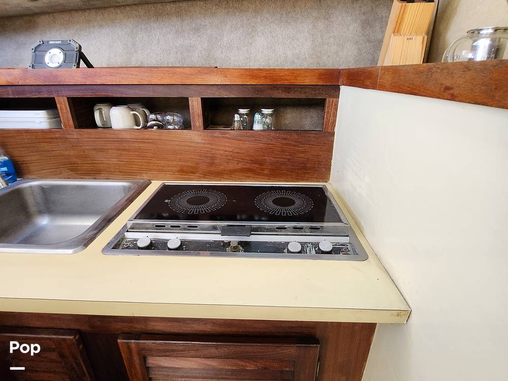 Slide: The Image of Silverton 31' Sportfish/Convertible 1981 - 12300336
