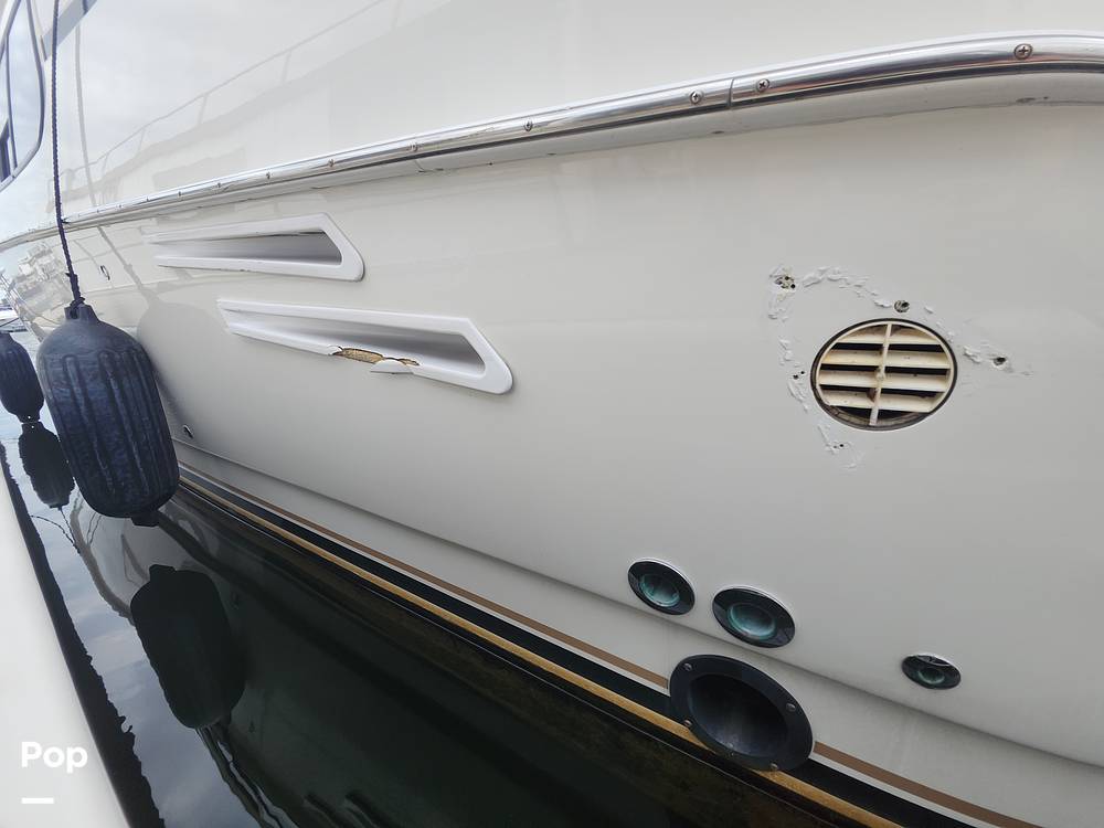 Slide: The Image of Silverton 330 Sport Bridge 2004 - 14518189