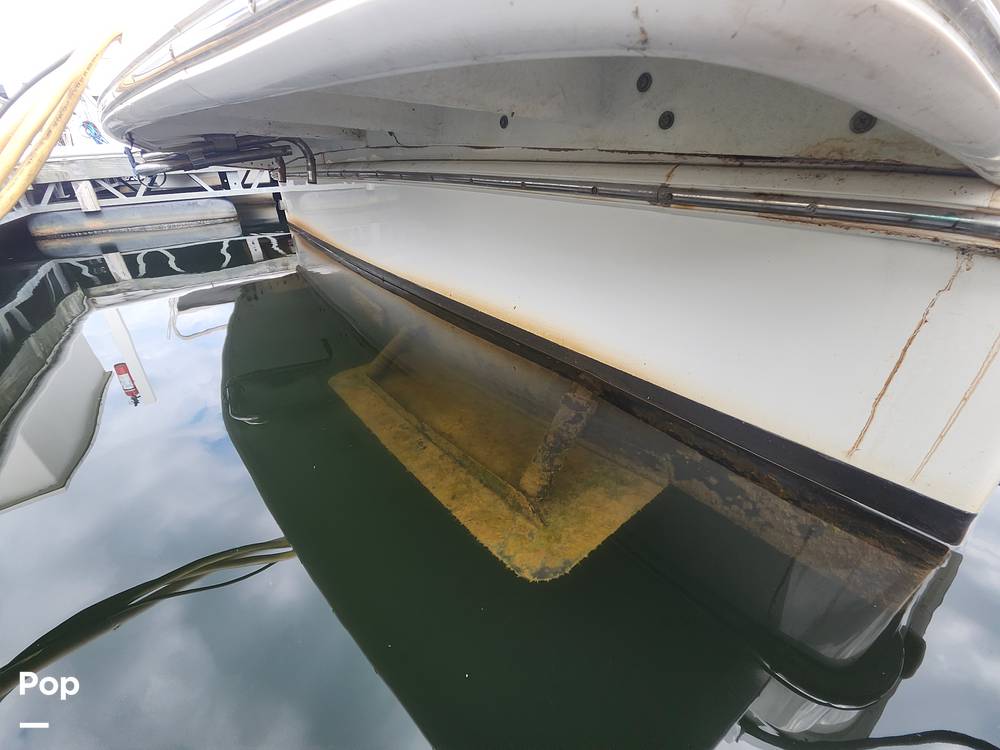 Slide: The Image of Silverton 330 Sport Bridge 2004 - 14518196