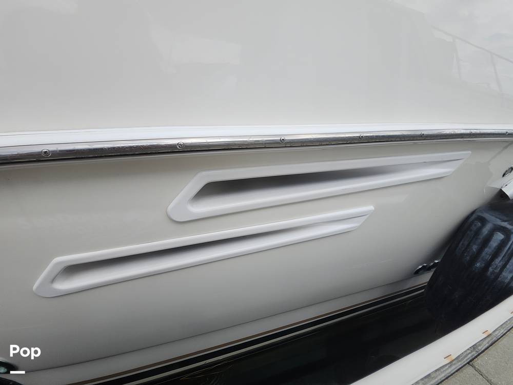 Slide: The Image of Silverton 330 Sport Bridge 2004 - 14518200