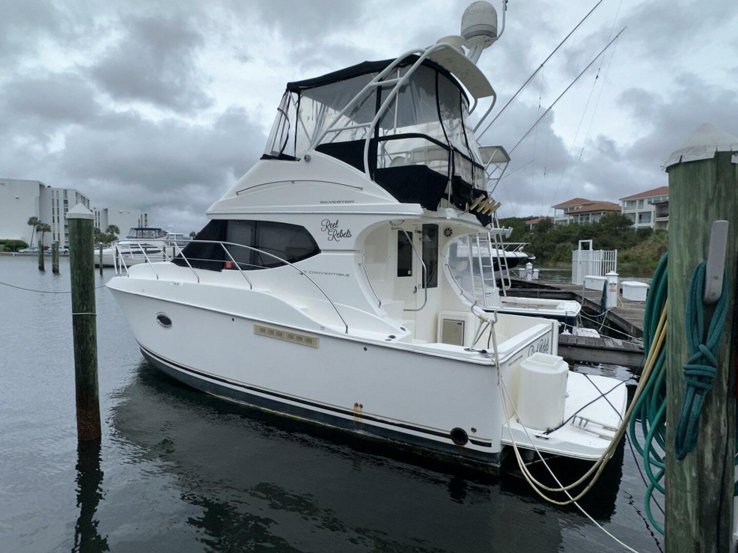 Slide: The Image of Silverton 330 Sport Bridge 2007 - 4975392