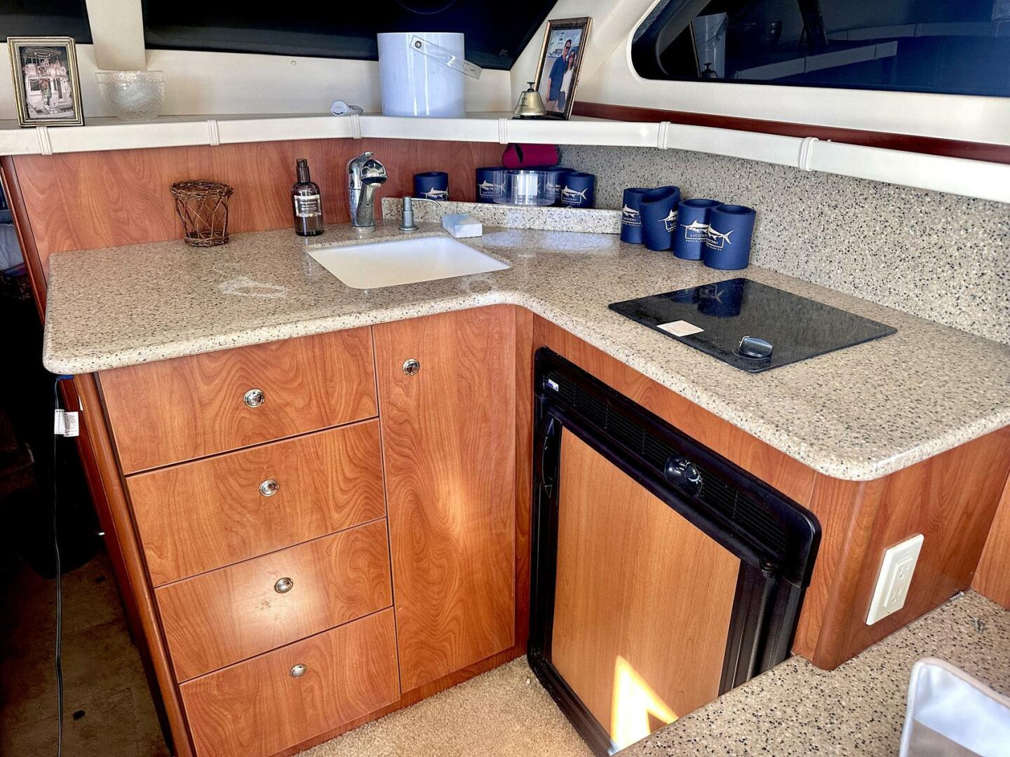 Slide: The Image of Silverton 330 Sport Bridge 2007 - 4975403