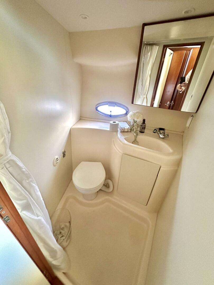 Slide: The Image of Silverton 330 Sport Bridge 2007 - 4975406